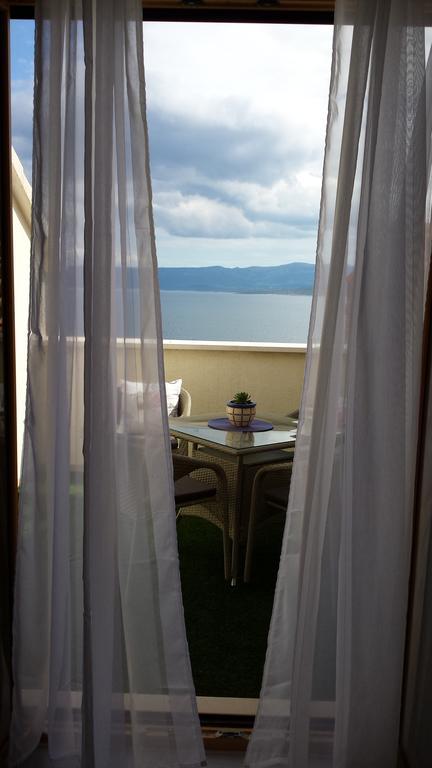 Apartments Benika ボル 部屋 写真