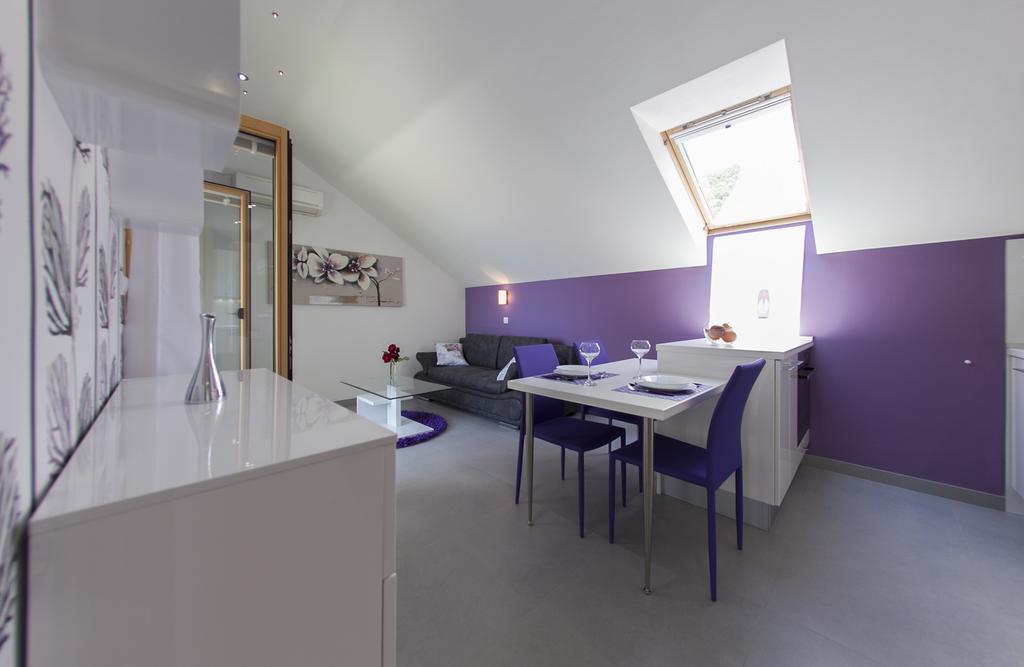 Apartments Benika ボル 部屋 写真