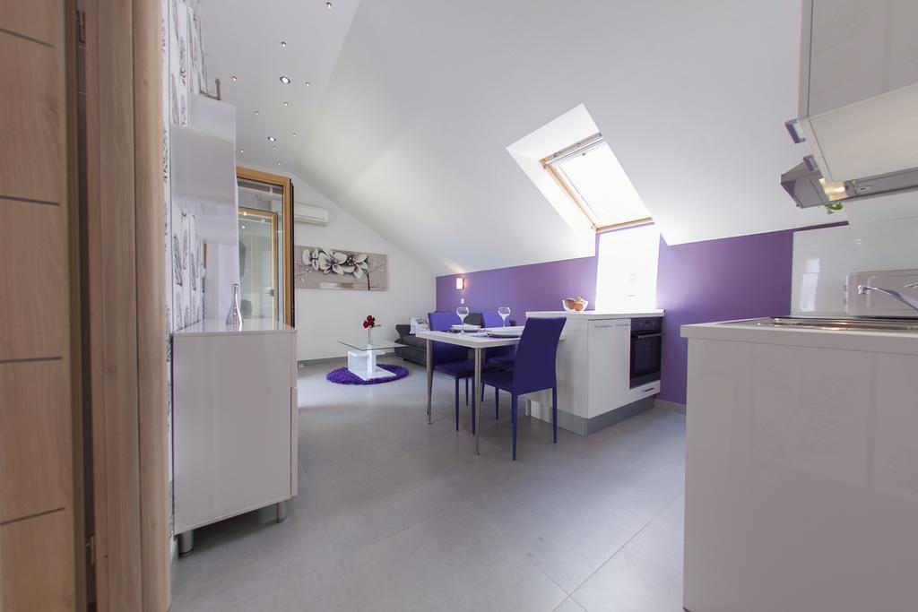 Apartments Benika ボル 部屋 写真