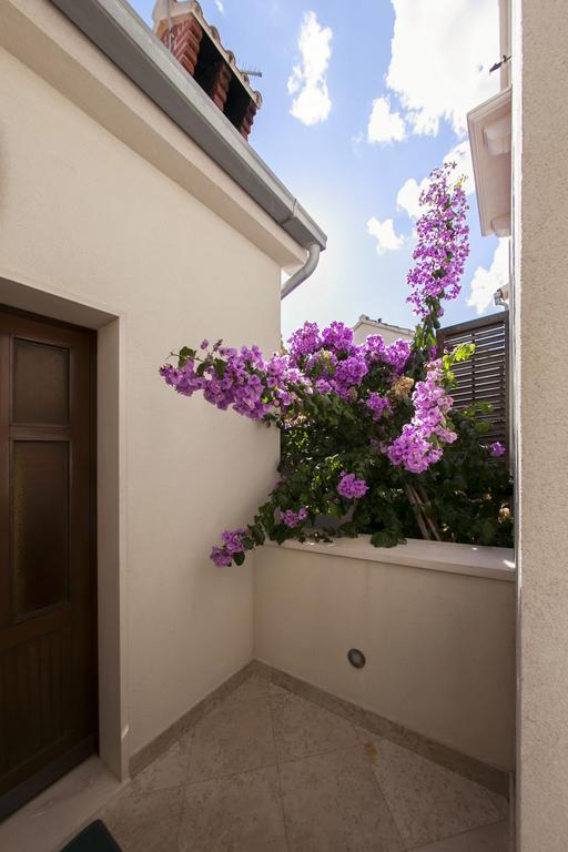 Apartments Benika ボル エクステリア 写真