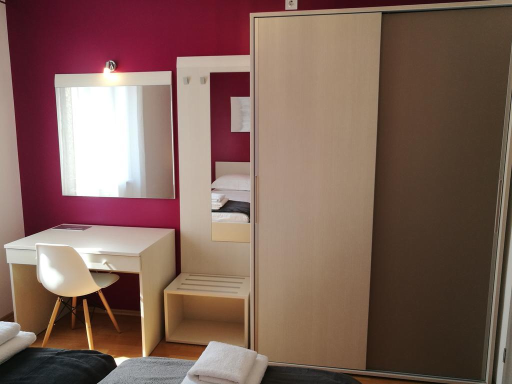 Apartments Benika ボル エクステリア 写真
