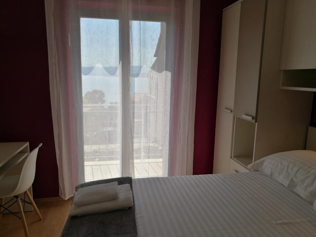 Apartments Benika ボル エクステリア 写真